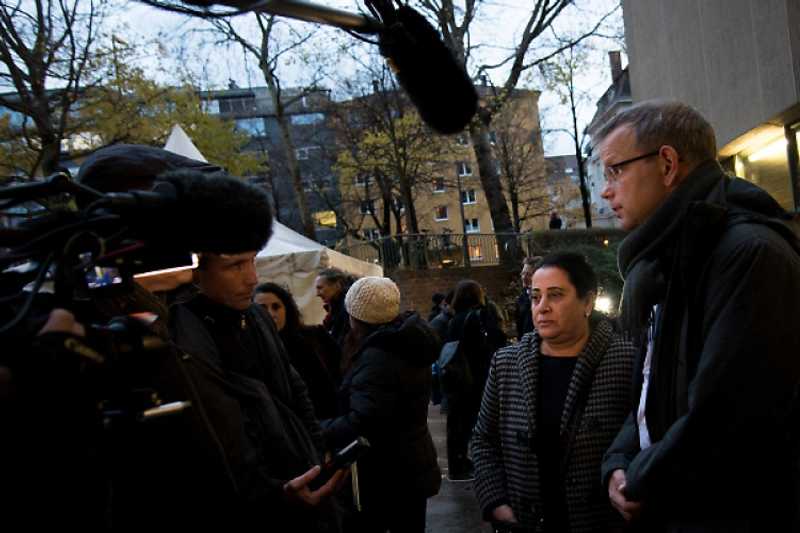 Elif Kubaşık und Carsten Illius.
