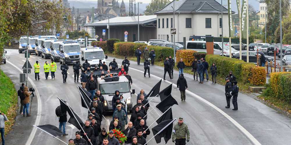 Nur noch knapp 50 Neonazis kamen 2021 zum jährlichen Aufmarsch nach Remagen.