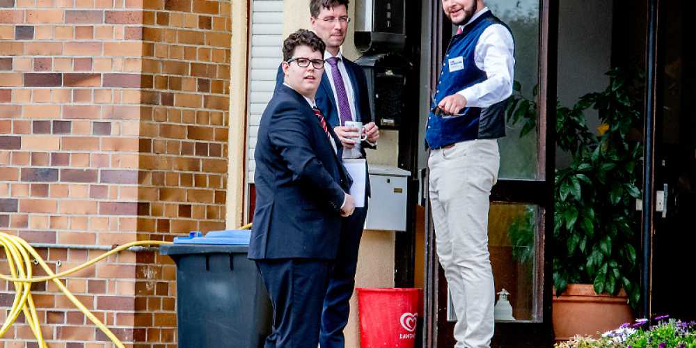 Yannick Noé (links) beim „Konservatismus“-Kongress der „Jungen Alternative Bayer