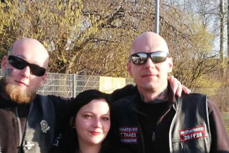 Marko Gottschalk (r.) in der Kutte der "Brothers of Honour"